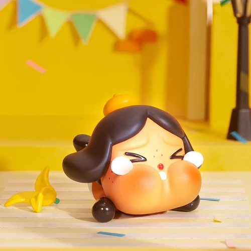 Boneka Crybaby. (POP MART)