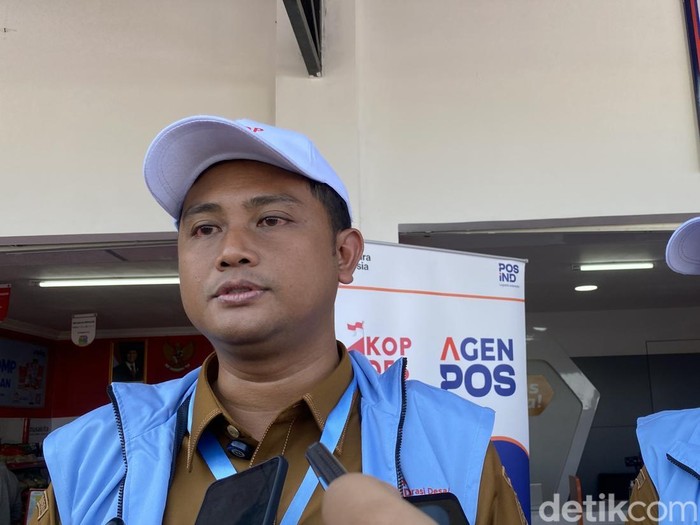 Bupati Klaten, Hamenang Wajar Ismoyo di Kantor Koperasi Desa Merah Putih (KDMP) Bentangan, Kecamatan Wonosari, Kabupaten Klaten, Senin (21/7/2025).