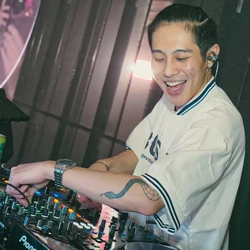 DJ Panda Dihantam Badai Besar Gegara Pengakuan Hamil Erika Carlina