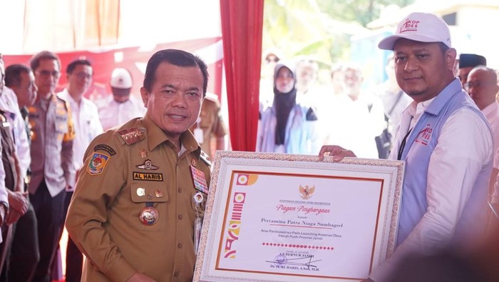 Gubernur Jambi Al Haris usai resmikan KDMP di Muaro Jambi