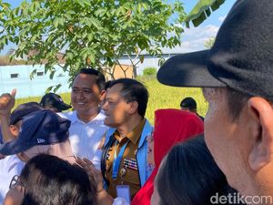 Gubernur Luthfi Borong Es Teh Usai Peluncuran KDMP di Klaten