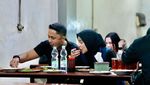 Hengky Kurniawan Sering Kulineran Romantis Bersama Istri