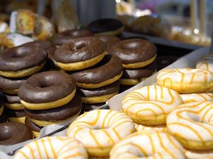 5 Adonan Donat yang Empuk Fluffy, Pakai Kentang hingga Mochi