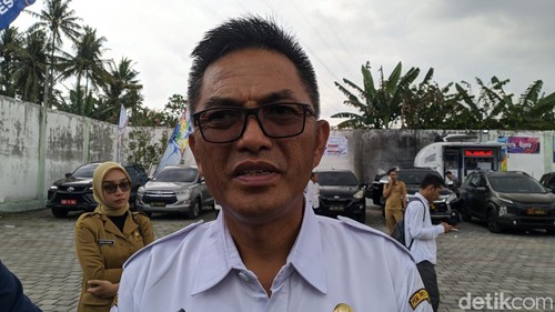 Kepala Dinas Perdagangan NTB Jamaluddin Malady ditemui di Lombok Barat, Senin (21/7/2025). (Ahmad Viqi/detikBali).