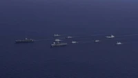 Kapal induk AS dan Inggris