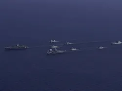 Kapal Induk Canggih Amerika dan Inggris Berkeliaran di Laut Timor