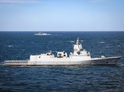 Kapal Induk Canggih Amerika dan Inggris Berkeliaran di Laut Timor