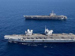 Kapal Induk Canggih Amerika dan Inggris Berkeliaran di Laut Timor