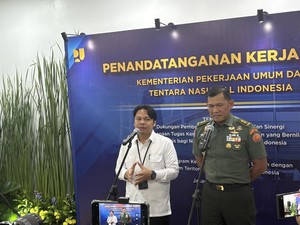 Proyek Jalan Trans Papua Belum Beres, TNI Bakal Diterjunkan