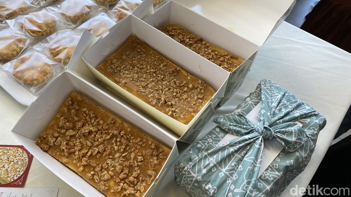Kue Tempe, inovasi camilan baru yang bisa jadi oleh-oleh Sukabumi.