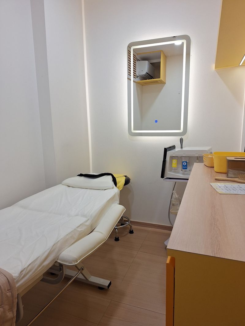 Liff Facial Studio di Mall Kelapa Gading, Jakarta Utara.