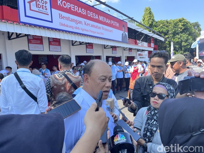Kepala Badan Gizi Nasional (BGN), Dadan Hindayana di Bentangan, Wonosari, Klaten, Senin (21/7/2025).