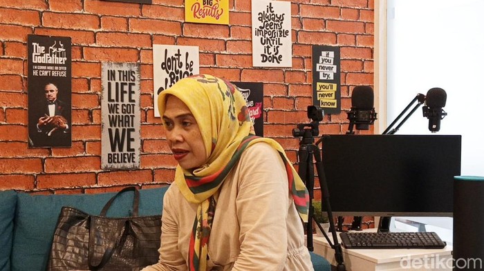 Sri Purnama yang dijadikan tersangka dalam kasus penganiayaan terhadap KM di Makassar, Sulawesi Selatan (Sulsel).