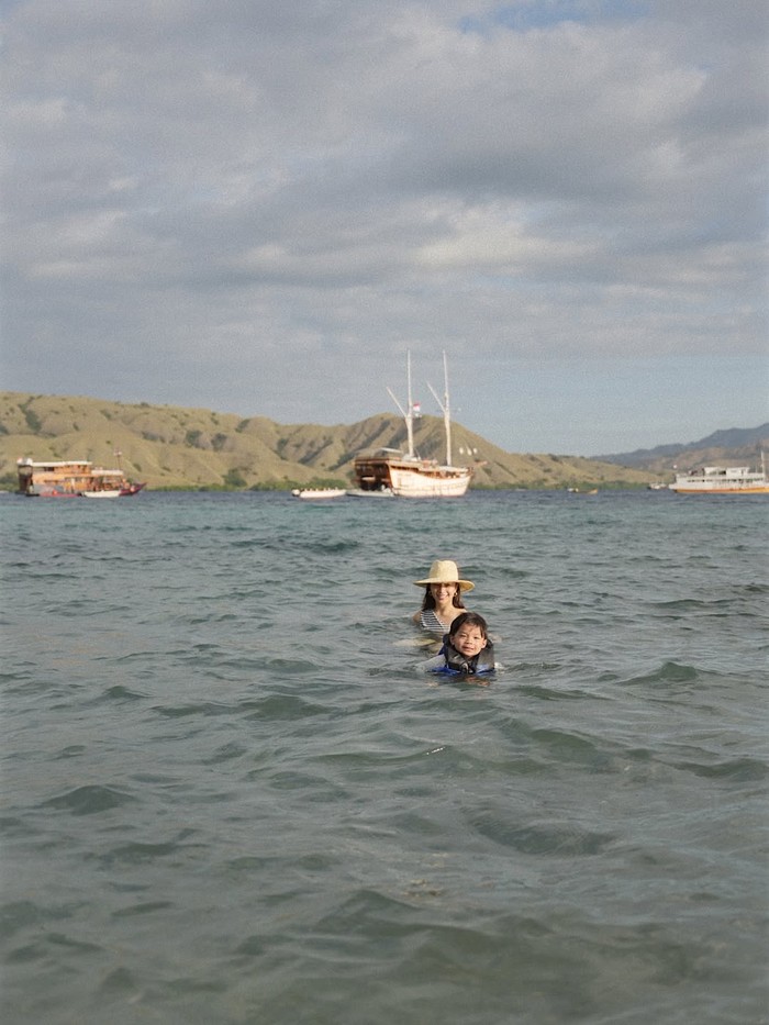 Nikita Willy di Labuan Bajo Nikita Willy di Labuan Bajo
