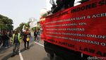 Ojol Demo di Patung Kuda, Tuntut Keadilan Tarif dan UU Transportasi Online
