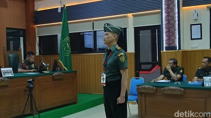 Peltu Yun Hery Lubis jalanin sidang tuntutan di Pengadilan Militer 1-04 Palembang