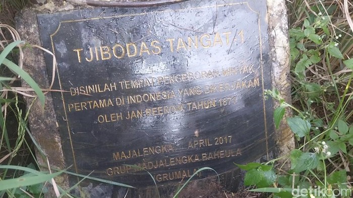 Pengeboran sumur minyak pertama yang ada di Blok Sukamurni, Desa Maja Selatan, Kecamatan Maja, Majalengka.