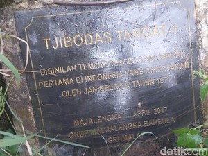 Penampakan Sumur Bor Minyak Pertama di Indonesia