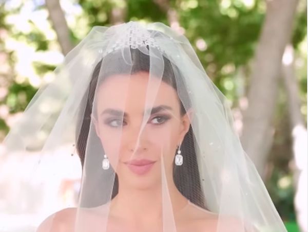 Potret Pernikahan Anak Desainer Elie Saab, Gaun Pengantin Menantu Bak Fairytale