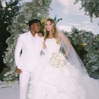 Sebelumnya, Endrick juga viral karena pengakuannya memiliki kontrak pacaran dengan Gabriely Miranda. Keduanya membuat peraturan di antaranya tidak boleh berubah secara drastis selama masa pacaran, tak boleh jadi pecandu dan wajib mengucapkan ‘i love you’ ke satu sama lain dalam berbagai situasi. Foto: Dok. Instagram @endrick @gabriely