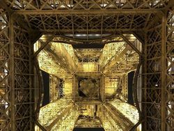 Sudut Pandang Tak Terduga dari Landmark Dunia, Bikin Melotot!