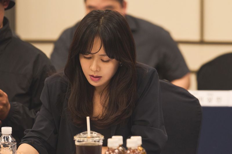 Son Ye Jin dan Jo Yu Ri dipertemukan sebagai pemain utama drama Korea Netflix, Variety