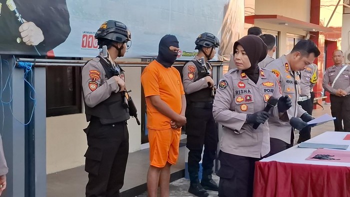 Sopir pikap tersangka tabrak lari pesepeda di Jembatan Suramadu hingga meninggal.