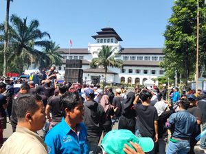 Asosiasi Jip Merapi Ikutan Demo! Minta Gubernur Dedi Tak Larang Study Tour