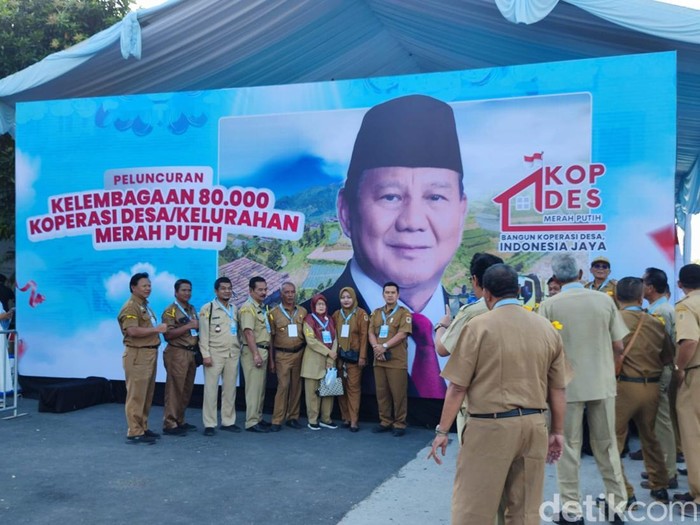 Suasana Lokasi Peluncuran Kopdes Merah Putih di Desa Bentangan, Klaten, jelang Kedatangan Presiden Prabowo, Senin (21/7/2025).