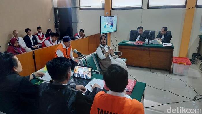 Titis Wulandari saksi ahli dari BP2MI saat memberikan keterangan di sidang.