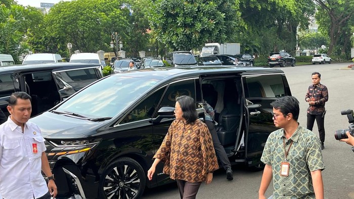 Airlangga-Sri Mulyani Datang ke Istana Presiden