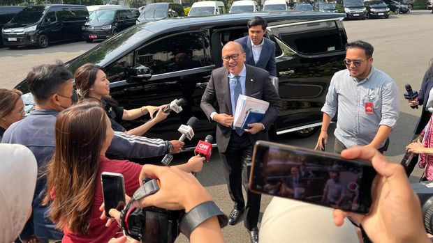 Airlangga-Sri Mulyani Datang ke Istana Presiden