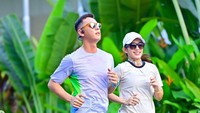 Presenter yang juga komedian Andhika Pratama tengah giat mengecilkan perut dengan olahraga lari. Foto: dok instagram Andhika Pratama