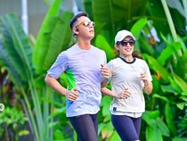 Ussy Sulistiawaty Full Senyum, Andhika Pratama Ngos-ngosan