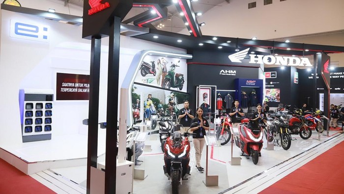 Booth Astra Honda Motor (AHM) di GIIAS 2025