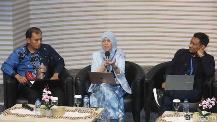 Diskusi KPK Soroti RUU KUHAP terhadap Proses Hukum Korupsi Juru Bicara Komisi Pemberantasan Korupsi (KPK) Budi Prasetyo (kanan), Kepala Bagian Perancangan Peraturan, Biro Hukum Imam Akbar Wahyu Nuryamto (kiri), Dosen Hukum Acara Pidana Universitas Indonesia Dr. Febby Mutiaran Nelson (kedua kiri) dan Peneliti Transparancy International Indonesia Sahel Al Habsyi berbicara dalam diskusi Media Hukum di Gedung Merah Putih KPK, Jakarta, Selasa (22/7/2025).