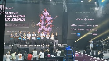 Ini dia sembilan legenda bulutangkis RI peraih medali emas Olimpiade berkumpul di satu lapangan untuk pertama kalinya. Foto: Virgina Maulita Putri/detikINET