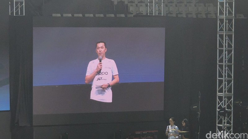 Fun Match Bulutangkis Oppo ‘Make Your Moment: dari Bulutangkis untuk Semua’