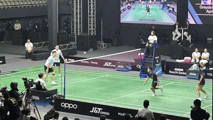 Fun Match OPPO 2025 Alan Budikusuma/Candra Wijaya vs Greysia Polii/Apriyani Rahayu