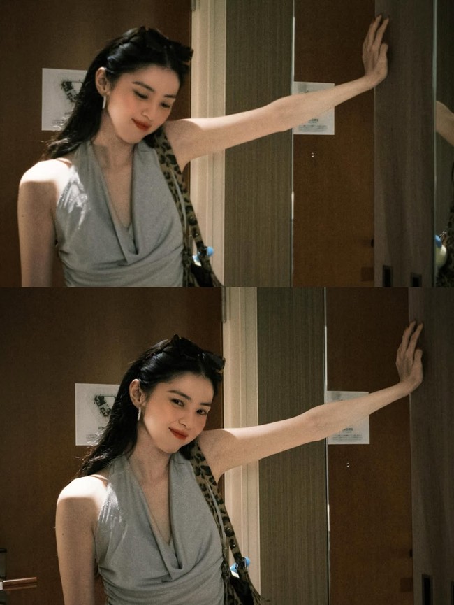 Sementara itu, Han So Hee tengah mempersiapkan penayangan film terbarunya ‘Project Y’ bersama Jeon Jong Seo. Ia juga diaget membintangi karya adaptasi film Hollywood, The Intern, memerankan karakter Anne Hathaway sebagai CEO ambisius. Foto: dok. Instagram @xeesoxee