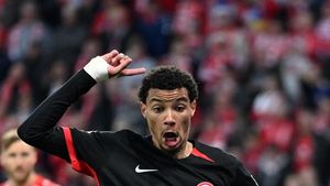 7 Rekrutan Termahal Liverpool, Ekitike Geser Van Dijk