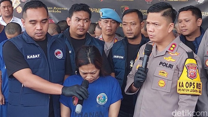 IRT Cimahi penjual sabu diciduk polisi.