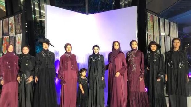 Kenal lebih dekat dengan Emha Basma Lazuwara Hasbi Nabila, alumni Hijab Hunt yang kini meraih mimpi menjadi desainer modest wear.