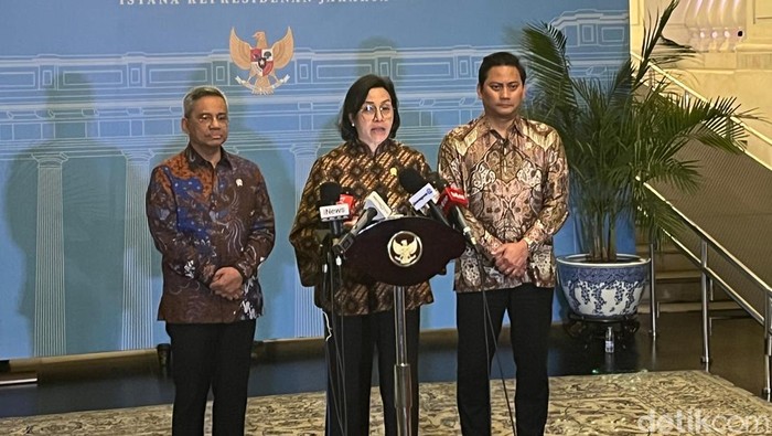 Menteri Keuangan Sri Mulyani Indrawati di Istana