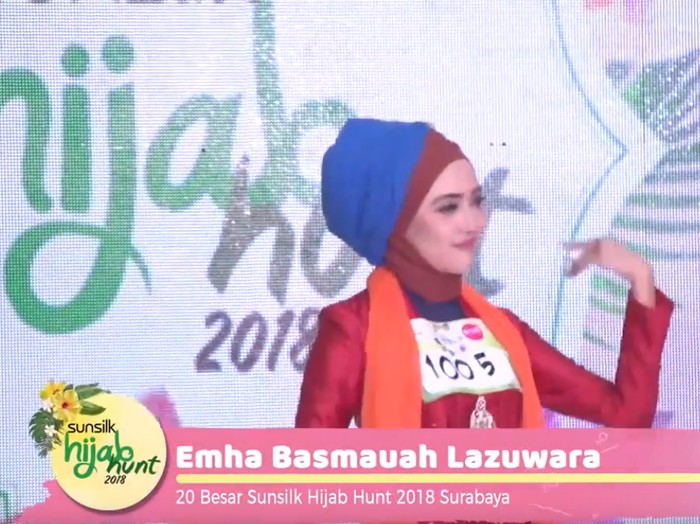 Kenal lebih dekat dengan Emha Basma Lazuwara Hasbi Nabila, alumni Hijab Hunt yang kini meraih mimpi menjadi desainer modest wear. Kenal lebih dekat dengan Emha Basma Lazuwara Hasbi Nabila, alumni Hijab Hunt yang kini meraih mimpi menjadi desainer modest wear.