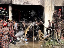 Pilu 25 Orang Tewas Saat Pesawat Latih Bangladesh Jatuh Menimpa Sekolah