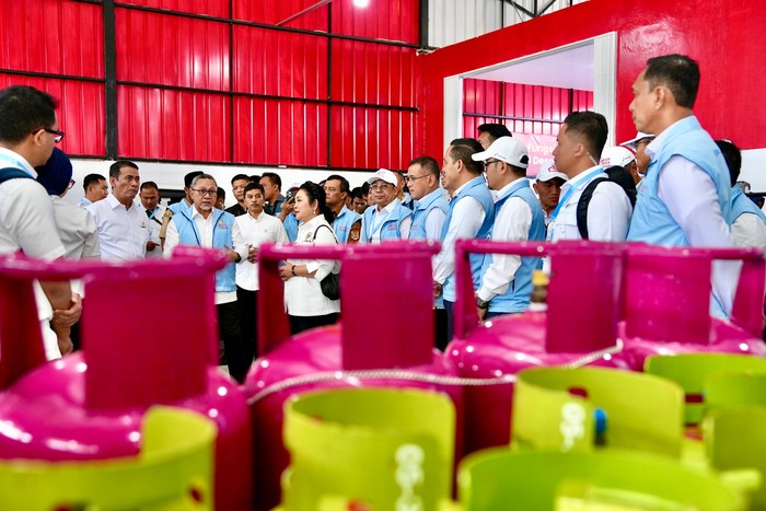 PT Pertamina (Persero) berupaya mendukung upaya Pemerintah membangun ekonomi desa melalui pembentukan Koperasi Desa Merah Putih di seluruh Indonesia.