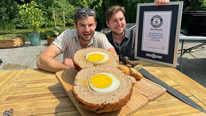 Wow! Scotch Egg Terbesar di Dunia Lebih Gede dari Bola Bowling