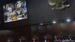 Ariel NOAH Cs di Uji Materi UU Hak Cipta, Lesti dan Sammy Bersaksi
