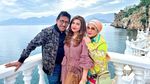 Kenalin Nih, Sharifa Azella Alhamid Cucu Elvy Sukaesih Mulai Jadi Artis